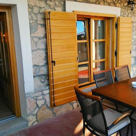 Apartments Dalmatian Stone House Turanj Ngoại thất bức ảnh