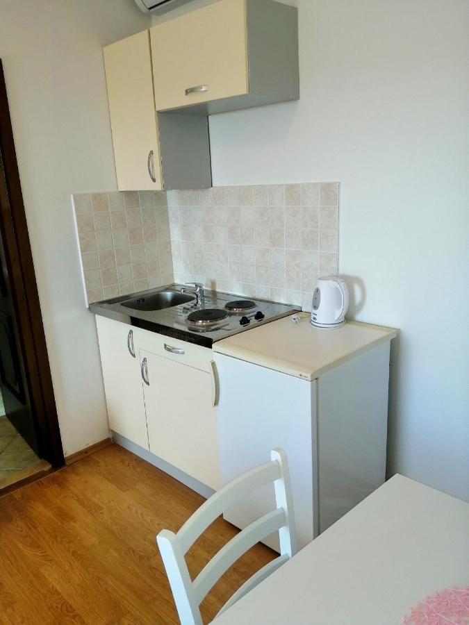Apartments Dalmatian Stone House Turanj Ngoại thất bức ảnh