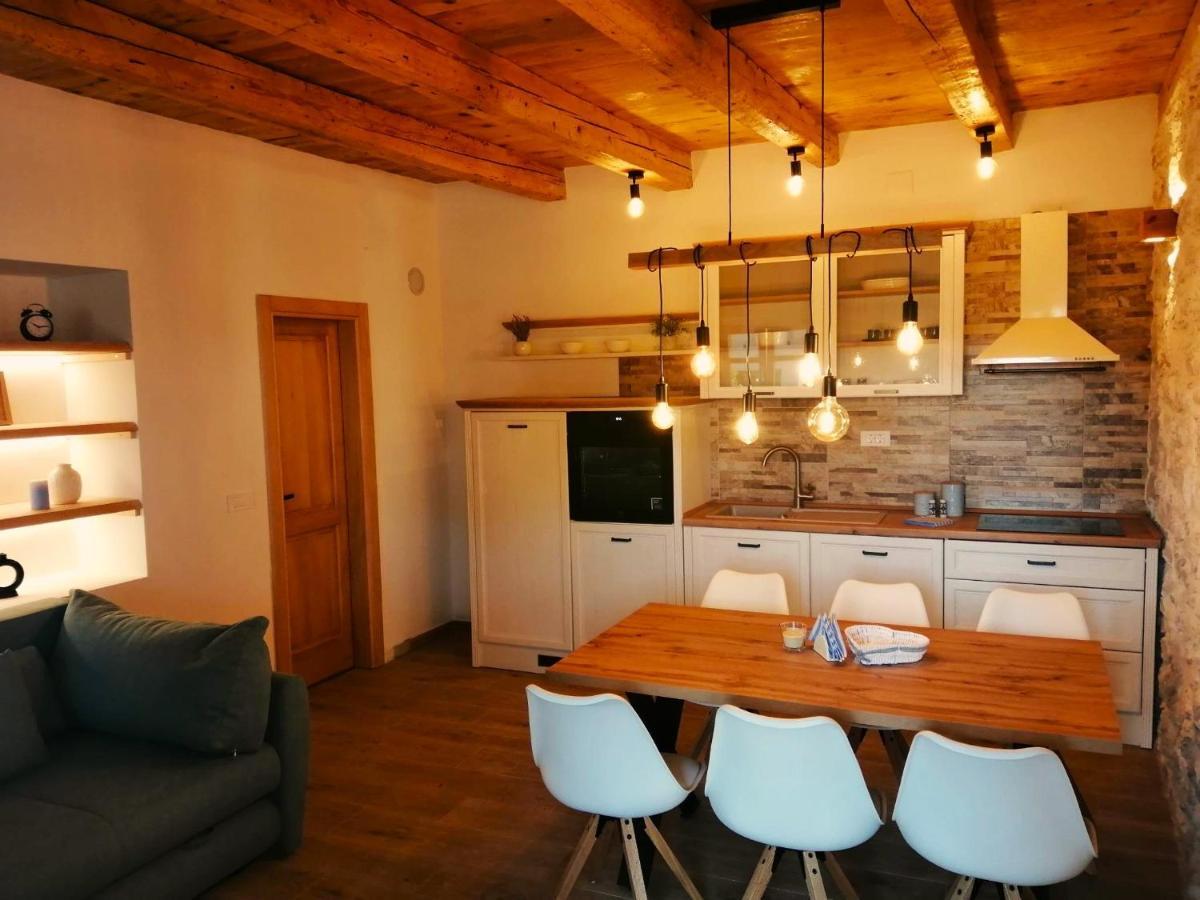 Apartments Dalmatian Stone House Turanj Ngoại thất bức ảnh