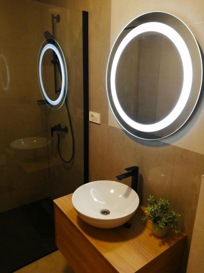 Apartments Dalmatian Stone House Turanj Ngoại thất bức ảnh